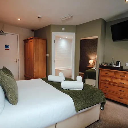 The Manor 3* St. Bees